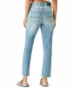 Promo ???? Lucky Brand Camden Town Blue Drew High-Rise Mom ???? Jeans - ???? Women ???? -Lucky Brand Shop zu106393380 alt 2 tm1661009210