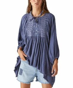Flash Sale ???? Lucky Brand Night Shadow Blue Eyelet Hi-Low Tunic - ???? Women ????