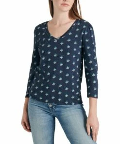 New ???? Lucky Brand Navy Floral V-Neck Top - ???? Women ????